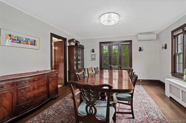 8 Ritchey Place, White Plains, NY 10605