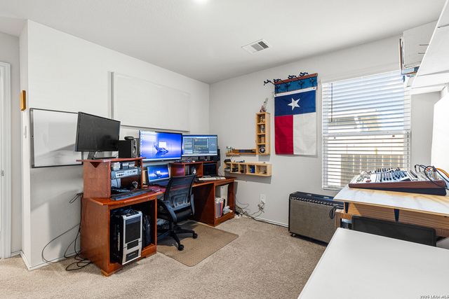 302 N Richland, Lockhart, TX 78644
