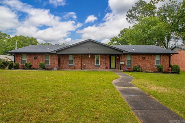 3508 Sevier Dr., North Little Rock, AR 72116