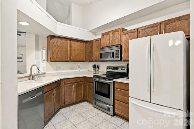 8536 Woodford Bridge Drive, Charlotte, NC 28216