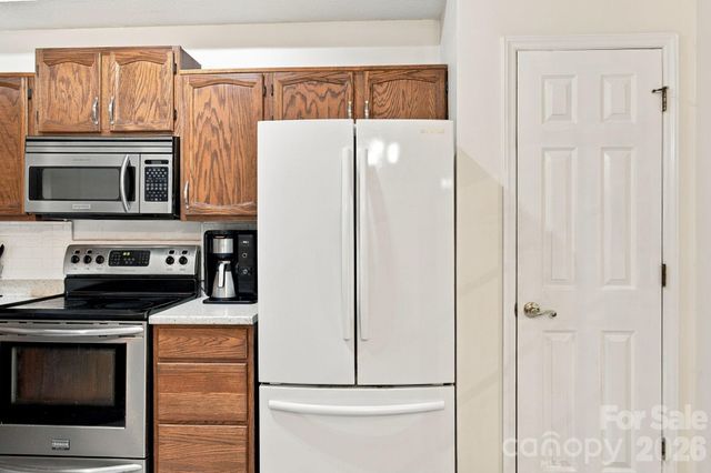 8536 Woodford Bridge Drive, Charlotte, NC 28216