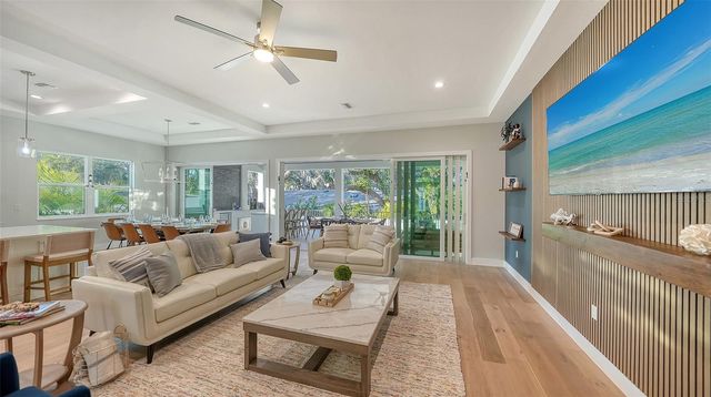 1537 SIESTA DRIVE, Sarasota, FL 34239
