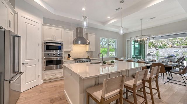 1537 SIESTA DRIVE, Sarasota, FL 34239