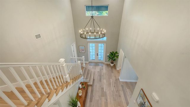 1537 SIESTA DRIVE, Sarasota, FL 34239