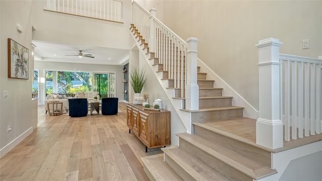 1537 SIESTA DRIVE, Sarasota, FL 34239