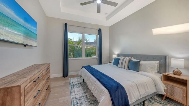 1537 SIESTA DRIVE, Sarasota, FL 34239