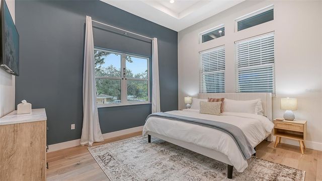 1537 SIESTA DRIVE, Sarasota, FL 34239