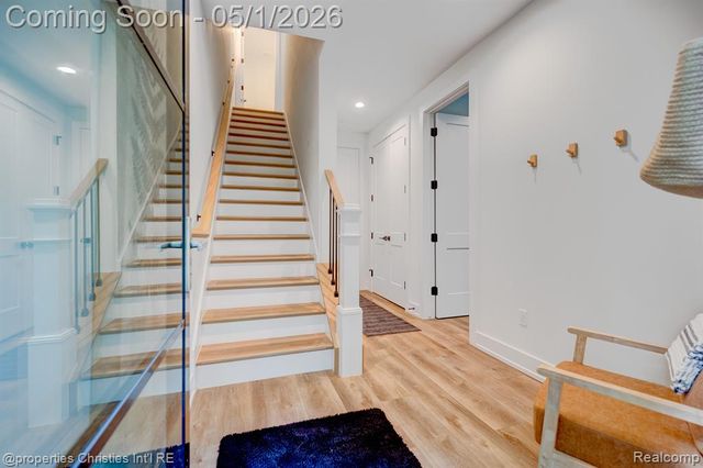 108 N Center Cove, Northville, MI 48167