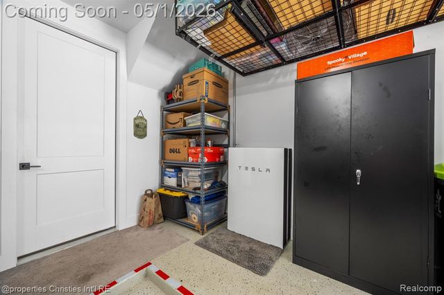 108 N Center Cove, Northville, MI 48167
