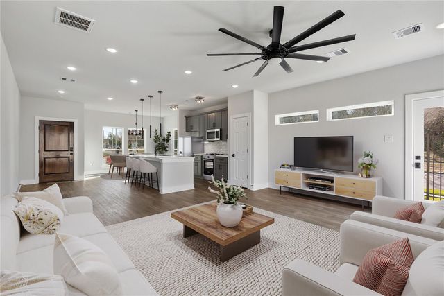 8430 Grandview Street, Houston, TX 77051
