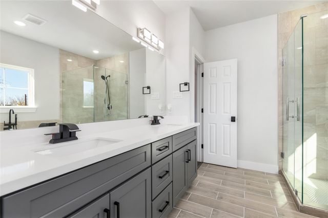 8430 Grandview Street, Houston, TX 77051