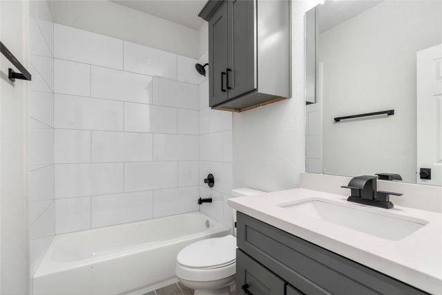 8430 Grandview Street, Houston, TX 77051