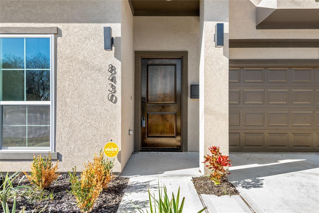 8430 Grandview Street, Houston, TX 77051