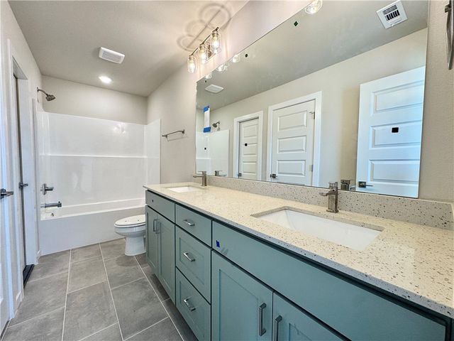 4704 SW Tribe Street, Bentonville, AR 72713