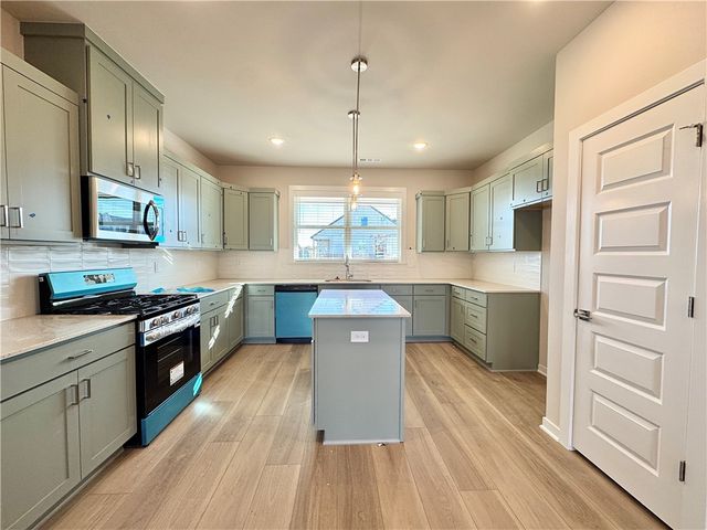 4704 SW Tribe Street, Bentonville, AR 72713