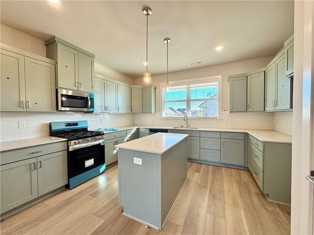 4704 SW Tribe Street, Bentonville, AR 72713