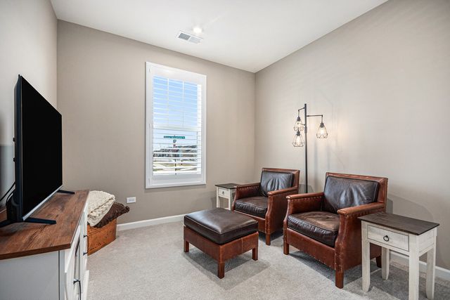 3207 Dove Mountain Drive, Aurora, IL 60503