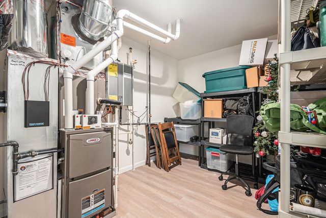 3207 Dove Mountain Drive, Aurora, IL 60503