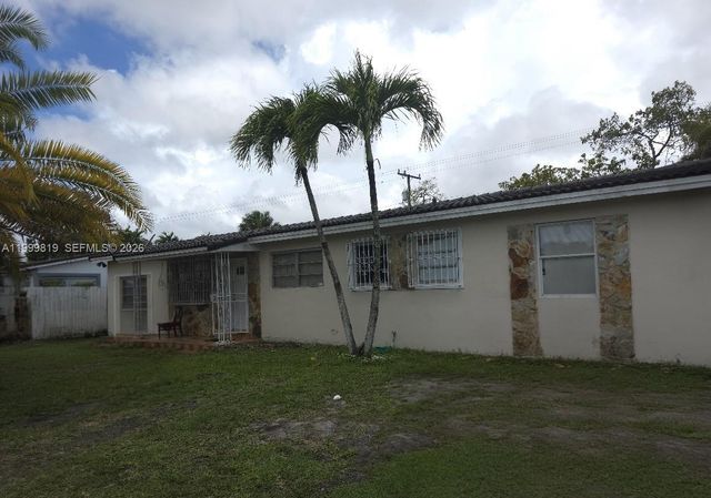 9021 SW 30th Ter, Miami, FL 33165