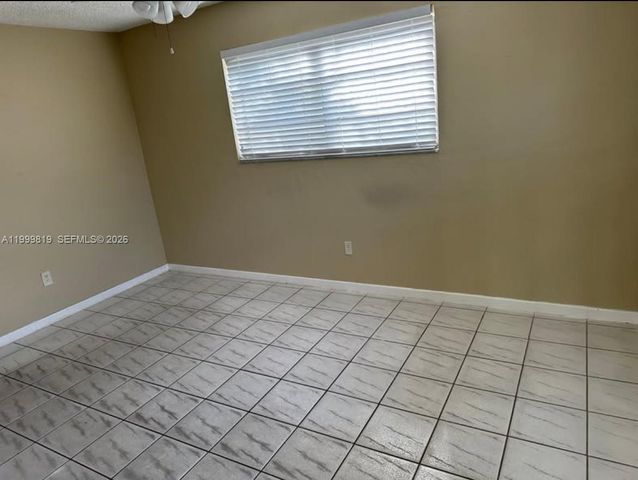 9021 SW 30th Ter, Miami, FL 33165