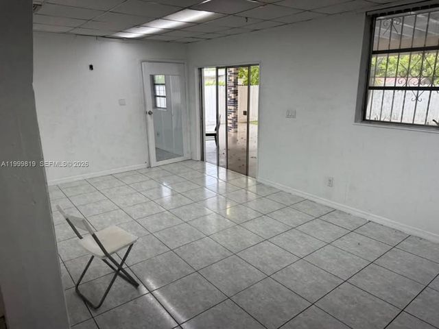 9021 SW 30th Ter, Miami, FL 33165