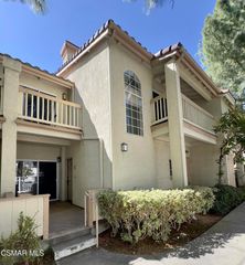 688 Indian Oak Lane 107, Oak Park, CA 91377