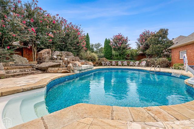 1309 Layman Drive, Jonesboro, AR 72404