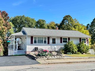 664 South Main Street, Manchester, NH 03102