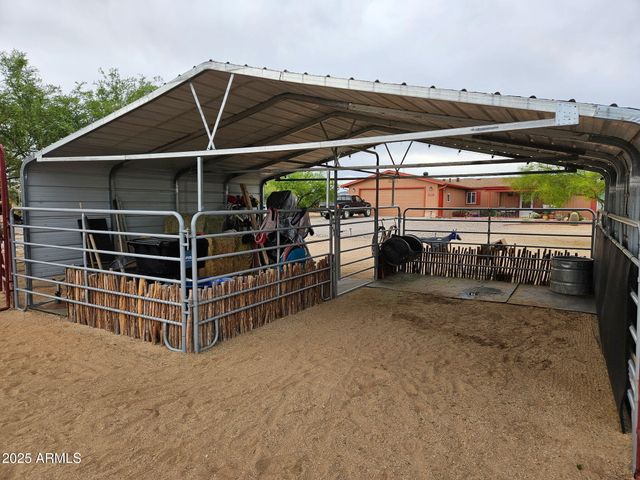 23300 W Mule Deer Lane 2, Congress, AZ 85332