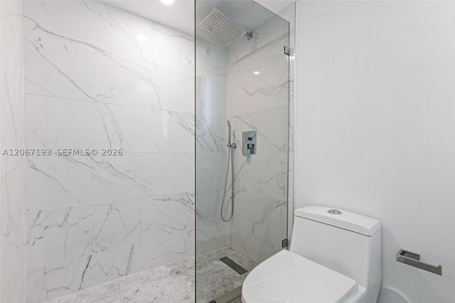 6917 Collins Ave 1009, Miami Beach, FL 33141