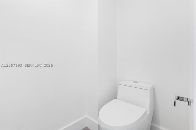 6917 Collins Ave 1009, Miami Beach, FL 33141