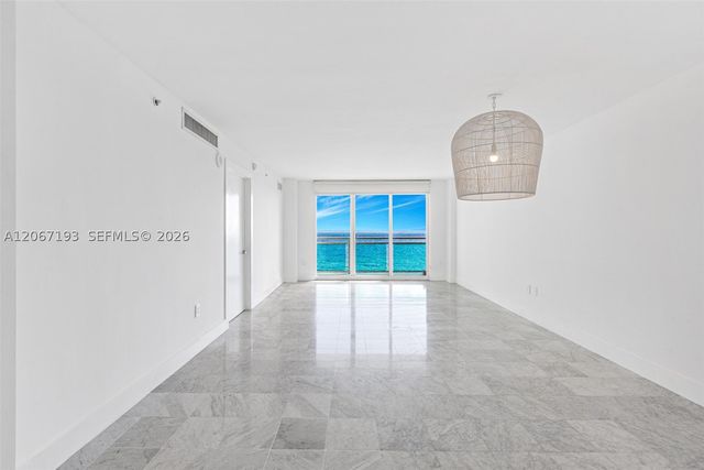 6917 Collins Ave 1009, Miami Beach, FL 33141