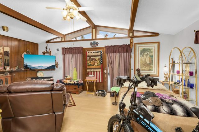 5473 145th Street N, Hugo, MN 55038