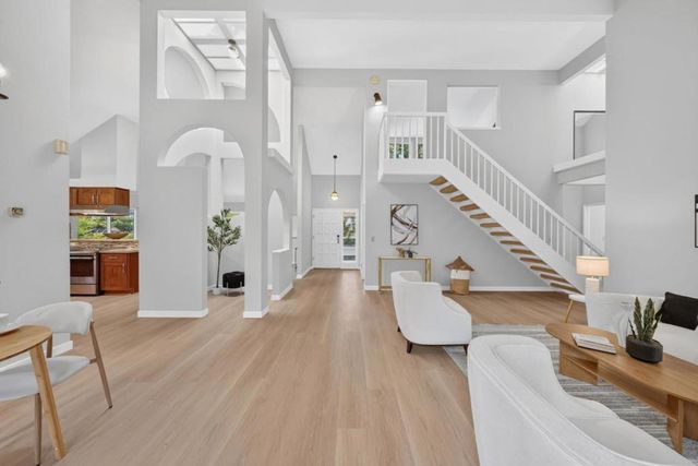 402 Sylvan Avenue, Mountain View, CA 94041