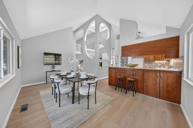 402 Sylvan Avenue, Mountain View, CA 94041