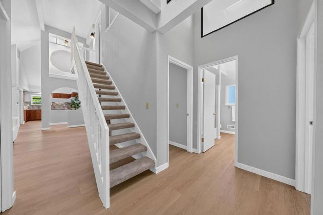 402 Sylvan Avenue, Mountain View, CA 94041