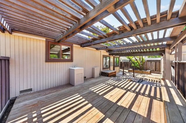 402 Sylvan Avenue, Mountain View, CA 94041