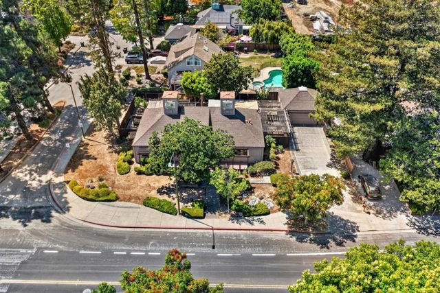 402 Sylvan Avenue, Mountain View, CA 94041
