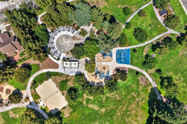 402 Sylvan Avenue, Mountain View, CA 94041