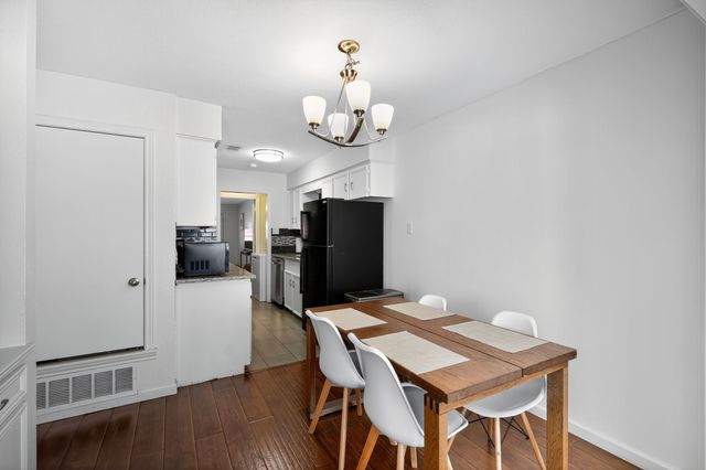 2509 W Oakdale Road, Irving, TX 75060