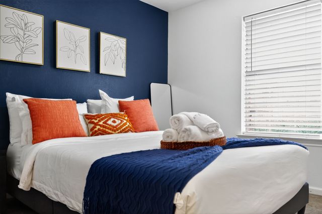 2509 W Oakdale Road, Irving, TX 75060