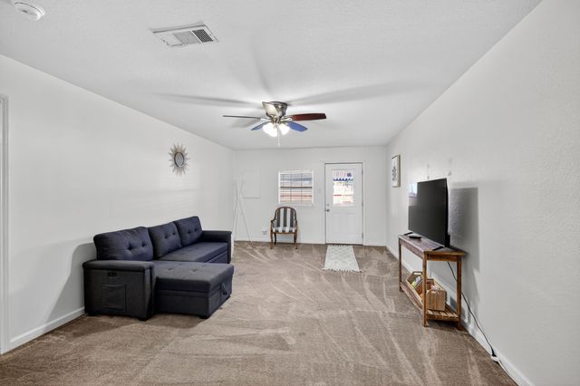 2509 W Oakdale Road, Irving, TX 75060