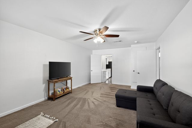 2509 W Oakdale Road, Irving, TX 75060