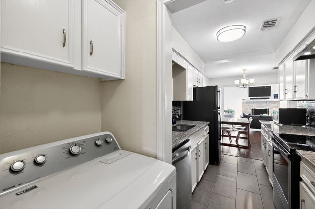 2509 W Oakdale Road, Irving, TX 75060