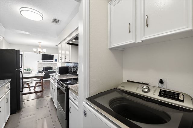 2509 W Oakdale Road, Irving, TX 75060