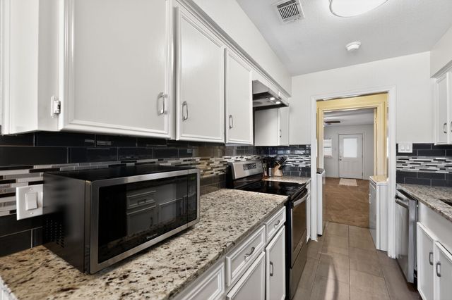 2509 W Oakdale Road, Irving, TX 75060