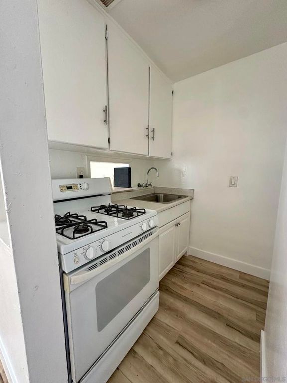 Image 3 of property listing at 4151 35th, San Diego, CA 92104