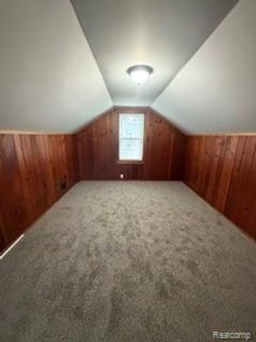 271 Dick Avenue, Pontiac, MI 48341
