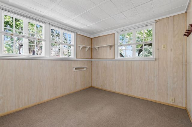 630 NE 6TH AVENUE, Gainesville, FL 32601