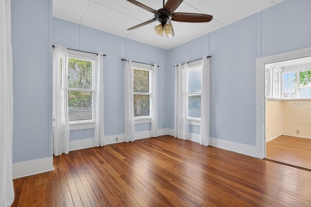 630 NE 6TH AVENUE, Gainesville, FL 32601